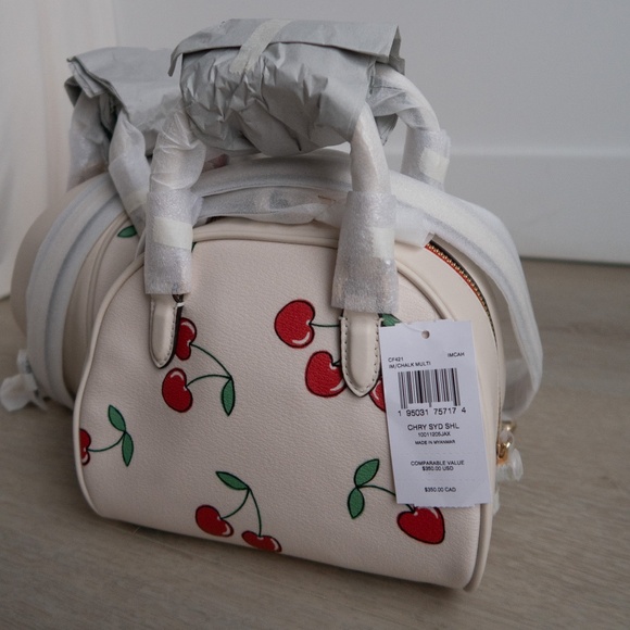 Coach Sydney Satchel Bag - Picture 3 of 3